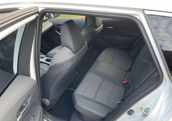 Toyota Corolla cena 138900 przebieg: 5500, rok produkcji 2023 z Wrocław małe 106